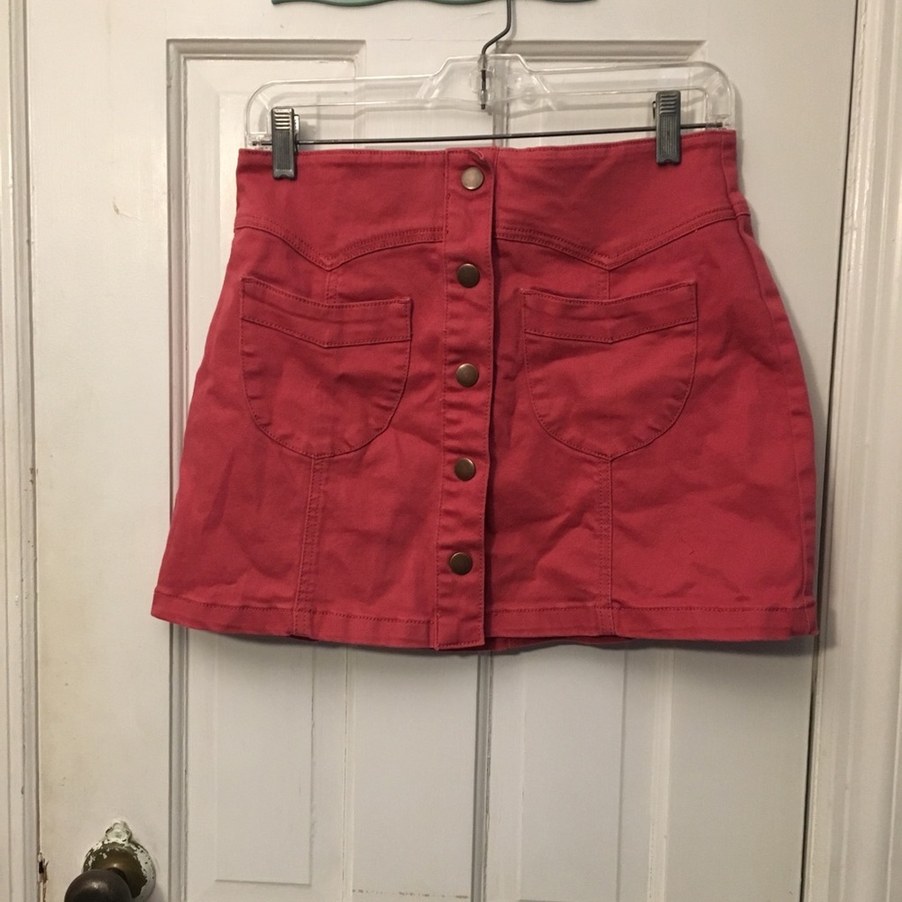 F21 Pink mini skirt